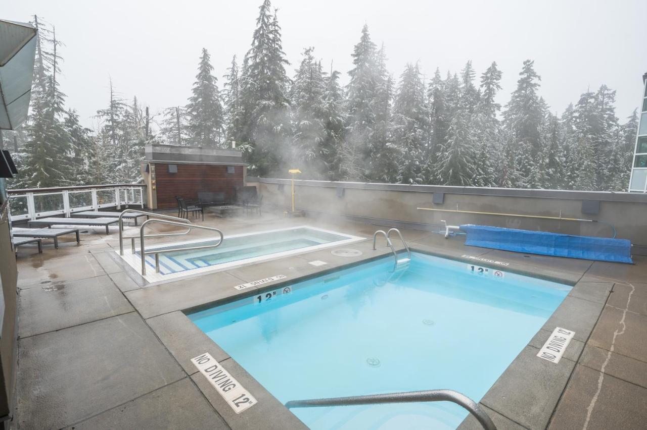 Perfect Upper Village Ski In-Ski Out Location Whistler Exterior photo